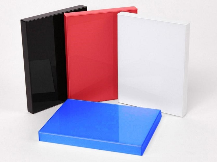 Chú ý để bảo quản tấm Acrylic bóng gương tốt nhất