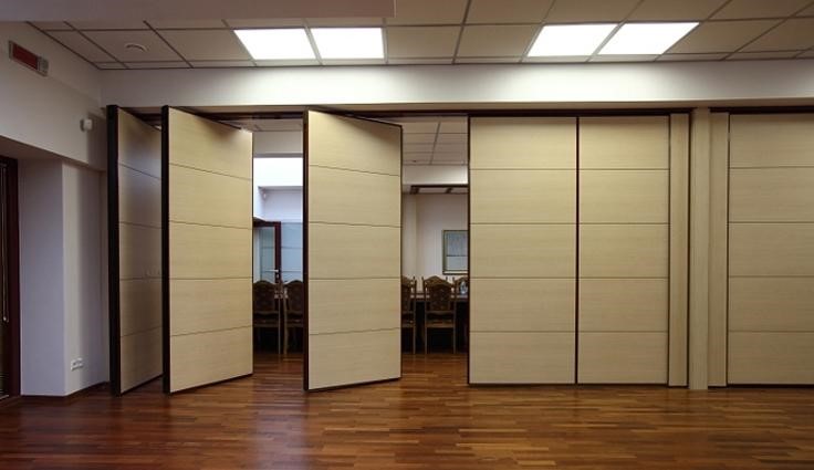 Cửa gỗ Acrylic tạo sự tiện nghi cho căn phòng