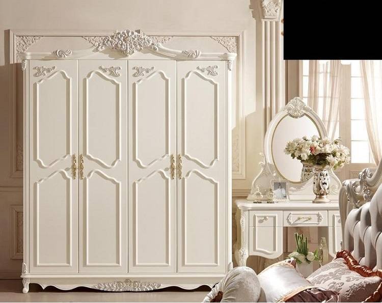 Mẫu tủ quần áo cổ điển được làm từ gỗ công nghiệp, rất sang trọng - tinh tế