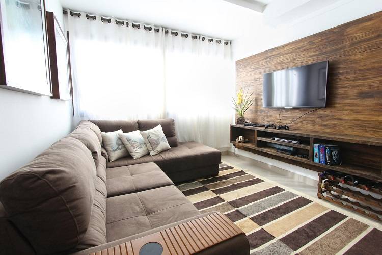Mẫu tủ tường phòng khách rất tiện lợi