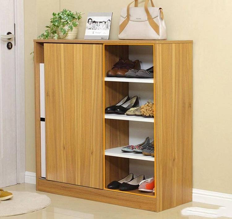 Tủ giày thấp cánh trượt mang lại tính thẩm mỹ cao cho ngôi nhà.