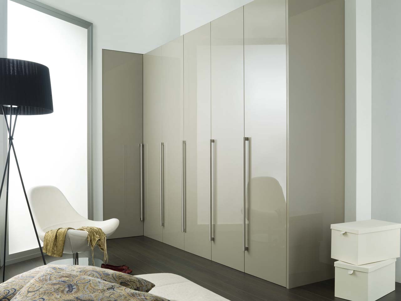 Tủ quần áo acrylic tạo nên cảm giác thư giãn, thoải mái cho không gian nghỉ ngơi của bạn